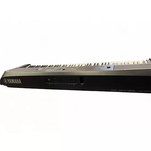 Used Yamaha DGX670 Digital Piano - musicians--Friend