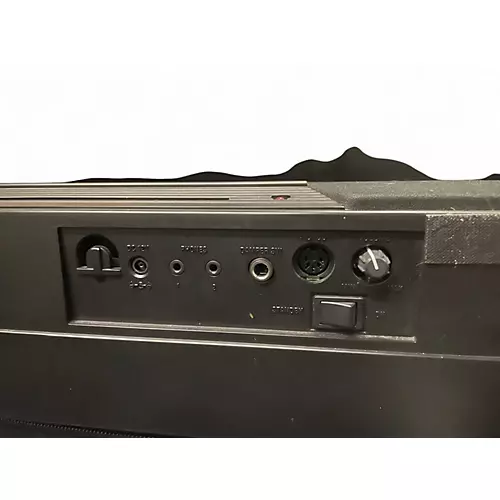 Used KORG SP170 Digital Piano - musicians--Friend