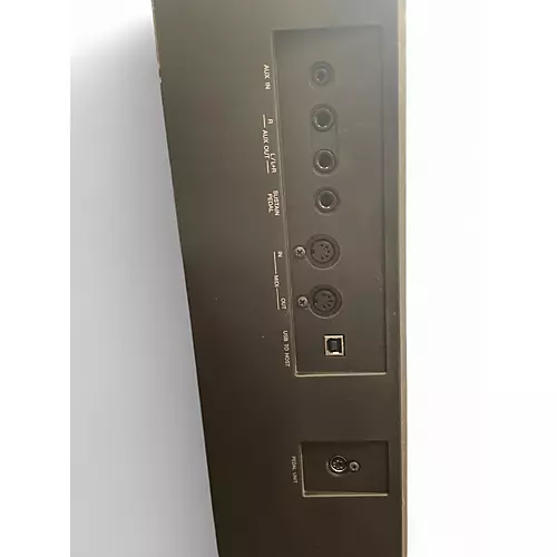 Used Yamaha P255 Digital Piano - musicians--Friend