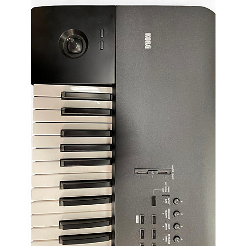 Used KORG Nautilus 73 Keyboard Workstation - musicians--Friend