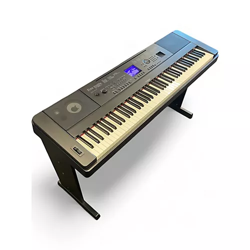 Used Yamaha DGX660 Portable Keyboard - musicians--Friend