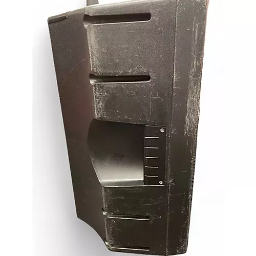 Used Mackie THUMP15 Powered Speaker - musicians--Friend