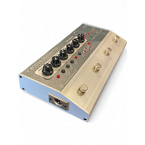 Used Tech 21 VT BASS DELUXE Bass Effect Pedal - musicians--Friend