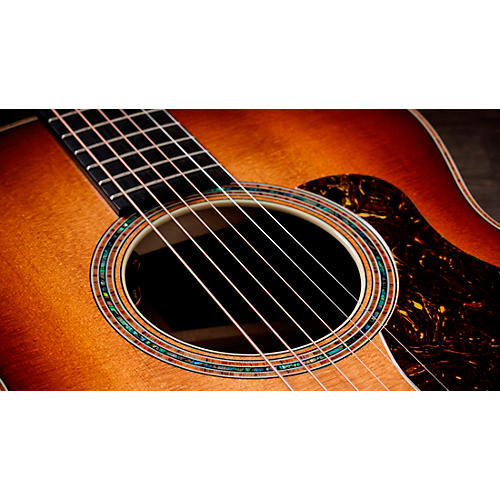 Taylor Gold Label Series 814e Super Auditorium Acoustic-Electric Guitar Natural - musicians--Friend