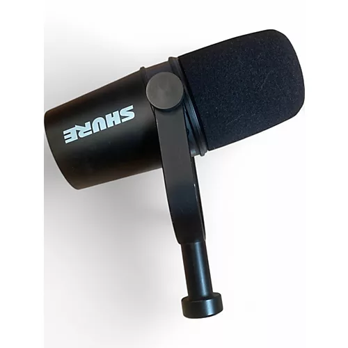 Used Shure MV7 Dynamic Microphone - musicians--Friend
