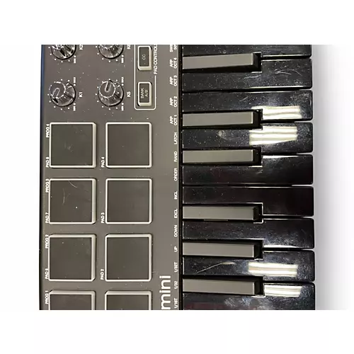 Used Akai Professional MPK Mini MIDI Controller - musicians--Friend