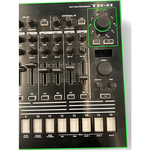 Used Roland TR-8 Production Controller - musicians--Friend