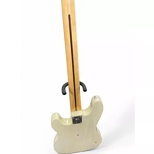 Used Fender Mike Dirnt Road Worn Precision Bass WHITE Electric Bass Guitar WHITE - musicians--Friend