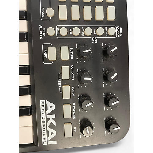 Used Akai Professional MPK Mini MIDI Controller - musicians--Friend