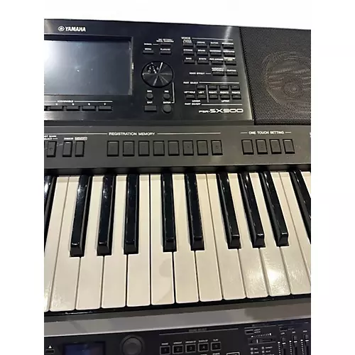 Used Yamaha PSRSX900 Arranger Keyboard - musicians--Friend