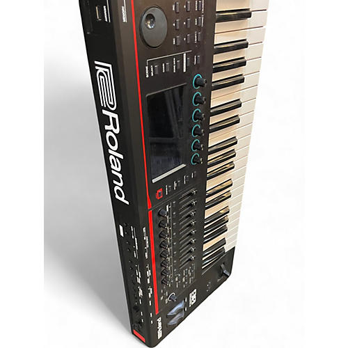 Used Roland Fantom 06 Keyboard Workstation - musicians--Friend