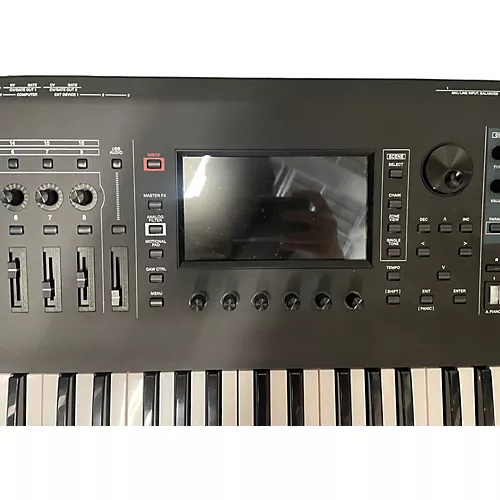 Used Roland Fantom 6 Keyboard Workstation - musicians--Friend