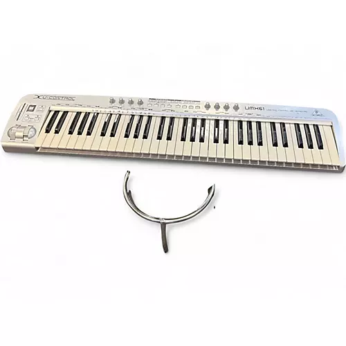 Used Behringer UMX61 Synthesizer - musicians--Friend