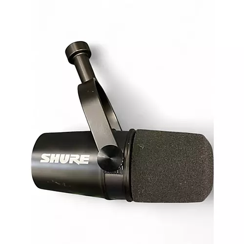 Used Shure MV7X Dynamic Microphone - musicians--Friend