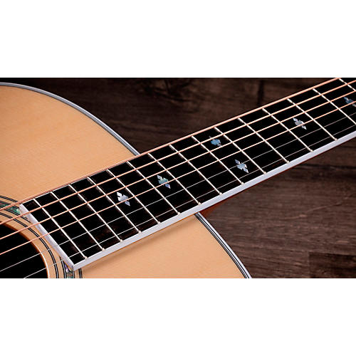 Taylor 810e Legacy Dreadnought Acoustic-Electric Guitar Natural - musicians--Friend