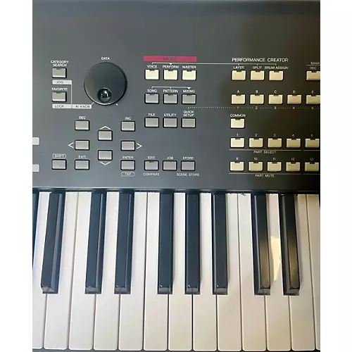 Used Yamaha MOXF8 88 Key Keyboard Workstation - musicians--Friend