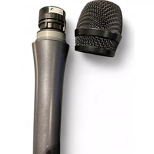 Used Sennheiser E835 Dynamic Microphone - musicians--Friend