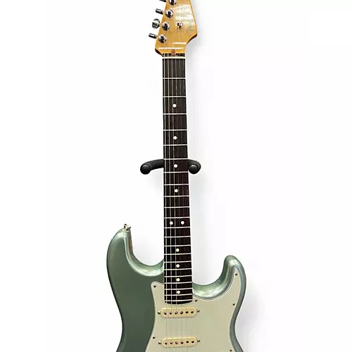 Used Fender American Professional II Stratocaster MYSTIC SURF GREEN Solid Body Electric Guitar MYSTIC SURF GREEN - musicians--Friend