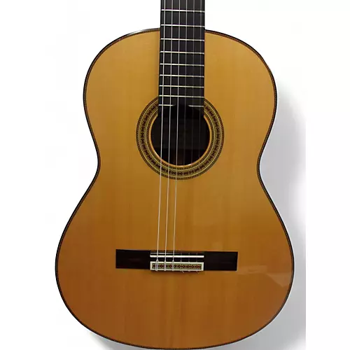 Used Yamaha Gc42s Natural Classical Acoustic Guitar Natural - musicians--Friend