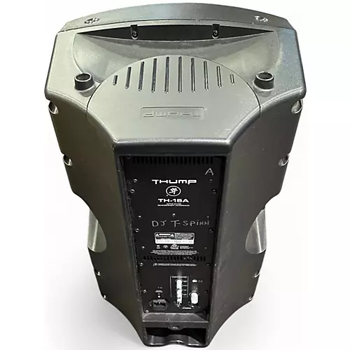 Used Mackie thump 15a Powered Speaker - musicians--Friend