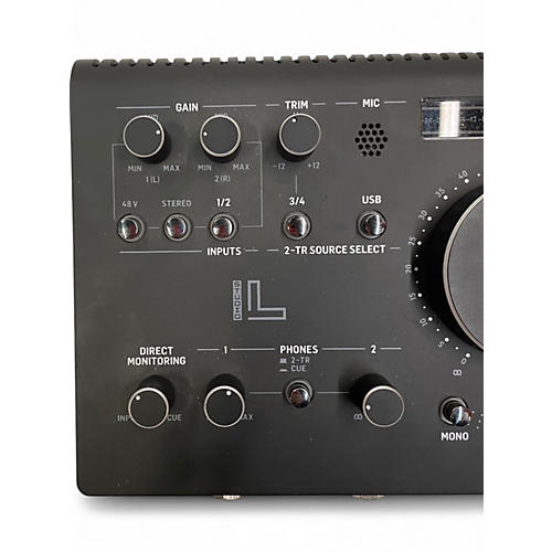 Used Behringer STUDIO L Audio Interface - musicians--Friend