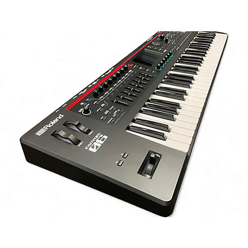 Used Roland Fantom 06 Keyboard Workstation - musicians--Friend