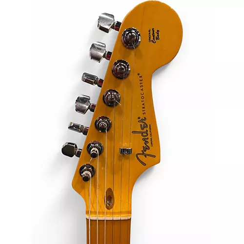 Used 2024 Fender American Professional II Stratocaster Olympic White Solid Body Electric Guitar Olympic White - musicians--Friend