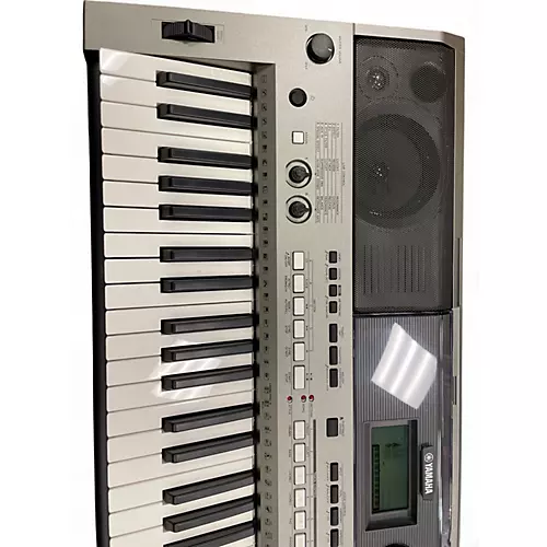 Used Yamaha psrE443 Portable Keyboard - musicians--Friend