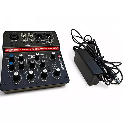 Used Harbinger LV7 7-Channel Analog Mixer With Bluetooth Powered Mixer - musicians--Friend