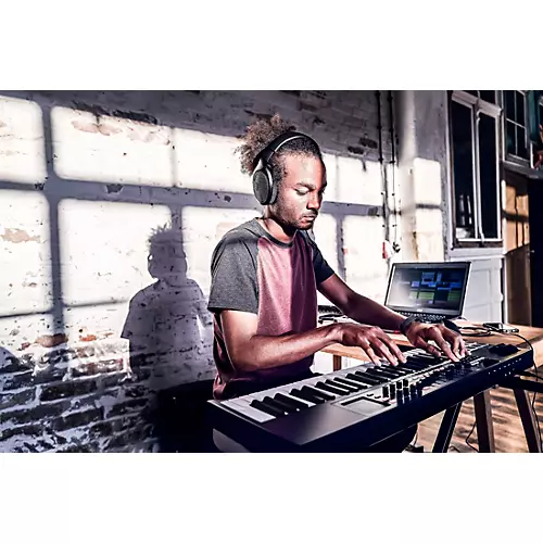 Sennheiser HD 400 PRO Studio Reference Headphones - musicians--Friend