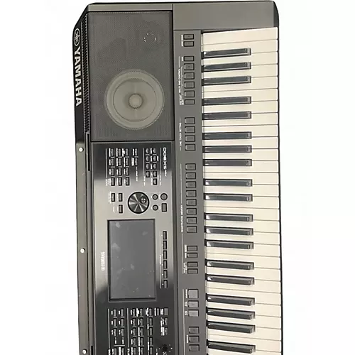 Used Yamaha PSRSX900 Arranger Keyboard - musicians--Friend