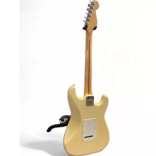 Used Fender Standard Stratocaster Left Handed Arctic White Electric Guitar Arctic White - musicians--Friend