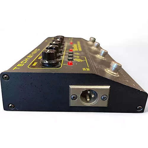 Used Tech 21 sans amp bass driver deluxe Bass Effect Pedal - musicians--Friend