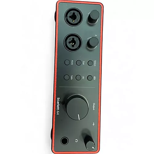 Used 2023 Focusrite Scarlett 4i4 Audio Interface - musicians--Friend