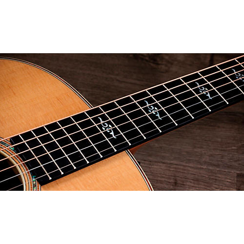 Taylor Gold Label Series 814e-K Super Auditorium Acoustic-Electric Guitar Golden Brown Sunburst - musicians--Friend