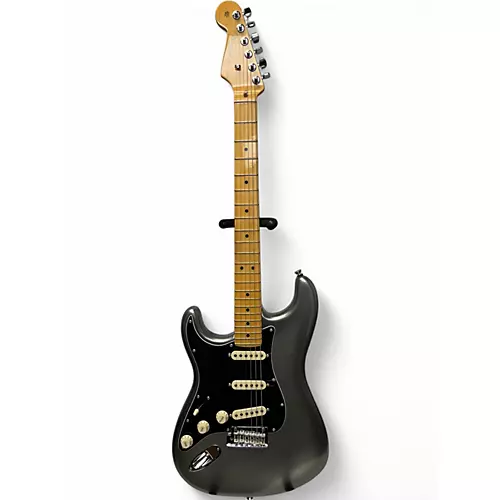 Used Fender American Professional II Stratocaster LH Metallic Silver Electric Guitar Metallic Silver - musicians--Friend