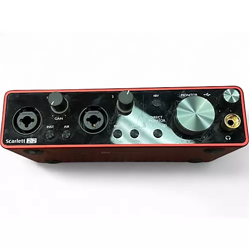 Used Focusrite 2I2 STUDIO - musicians--Friend