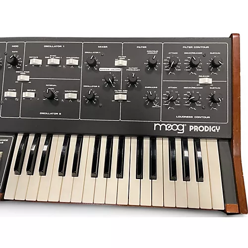 Used Moog Prodigy Synthesizer - musicians--Friend
