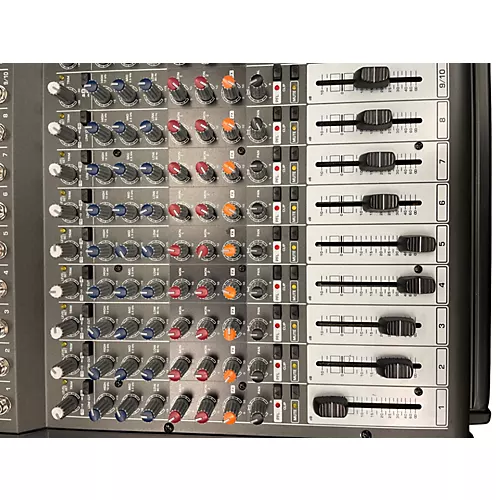 Used Behringer Europower EP3000 Powered Mixer - musicians--Friend