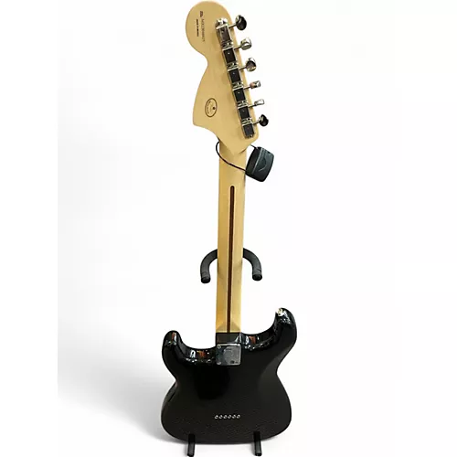 Used Fender Tom Delonge Signature Stratocaster Black Solid Body Electric Guitar Black - musicians--Friend