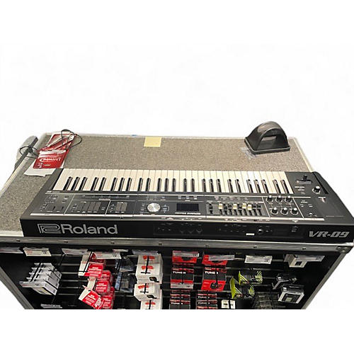 Used Roland VR09 Synthesizer - musicians--Friend