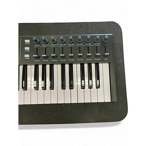 Used 2023 Arturia Keylab Essential 49 MIDI Controller - musicians--Friend