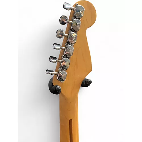 Used Fender Standard Stratocaster Left Handed Arctic White Electric Guitar Arctic White - musicians--Friend