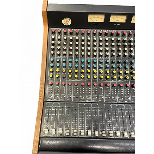 Used Carvin MX1644 Powered Mixer - musicians--Friend