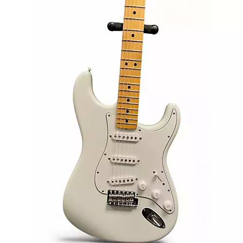 Used Fender VOODOO CHILD NOS STRATOCASTER Alpine White Solid Body Electric Guitar Alpine White - musicians--Friend