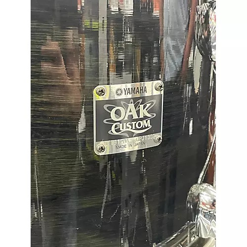Used Yamaha 3 piece Oak Custom Trans Black Drum Kit Trans Black - musicians--Friend