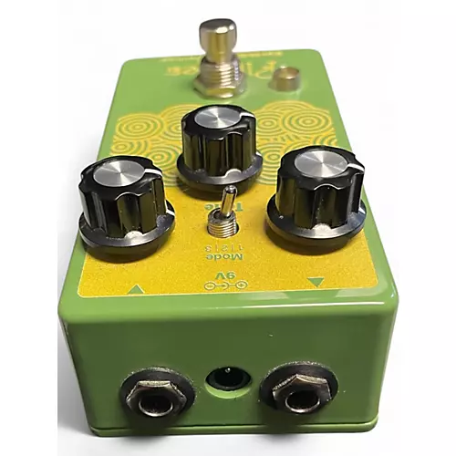 Used EarthQuaker Devices Plumes Small Signal Shredder Overdrive Effect Pedal - musicians--Friend