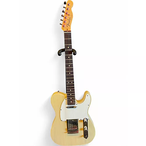 Used 2005 Fender Custom Classic Telecaster White Blonde Solid Body Electric Guitar White Blonde - musicians--Friend