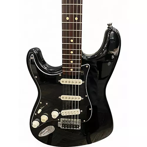Used 1995 Fender Stratocaster Squier Series Black Electric Guitar Black - musicians--Friend