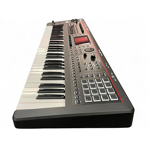 Used Roland Fantom 06 Keyboard Workstation - musicians--Friend